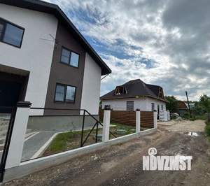 Дом 270м², 2-этажный, участок 6 сот.  
