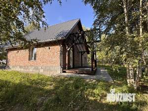 Дом 194м², 2-этажный, участок 15 сот.  