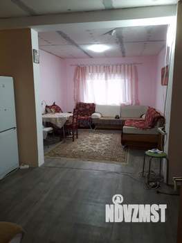 Коттедж 280м², 2-этажный, участок 10 сот.  