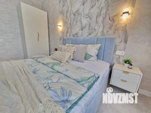 1-к квартира, посуточно, 38м2, 23/25 этаж