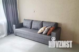 1-к квартира, посуточно, 40м2, 1/9 этаж