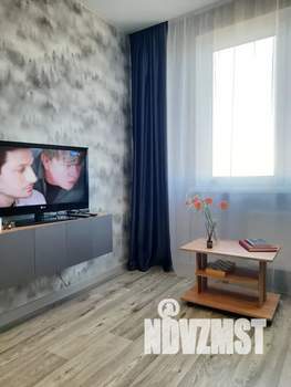 1-к квартира, посуточно, 35м2, 19/25 этаж