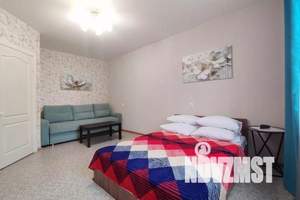 1-к квартира, посуточно, 38м2, 1/10 этаж