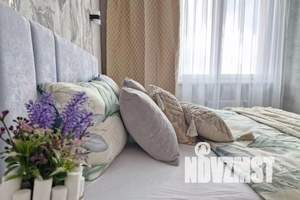 1-к квартира, посуточно, 38м2, 23/25 этаж