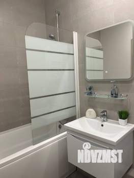 1-к квартира, посуточно, 40м2, 3/25 этаж