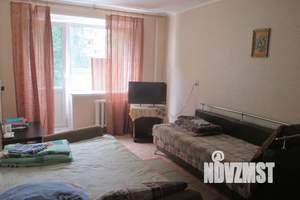 1-к квартира, посуточно, 32м2, 3/9 этаж