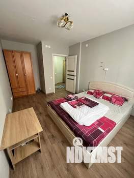 1-к квартира, посуточно, 42м2, 1/18 этаж