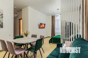 1-к квартира, посуточно, 52м2, 1/23 этаж