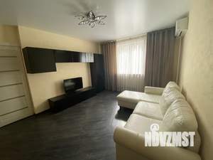 1-к квартира, посуточно, 42м2, 8/10 этаж
