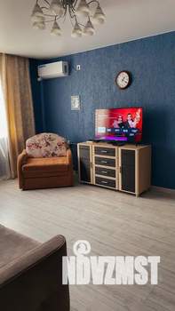 2-к квартира, посуточно, 62м2, 4/18 этаж