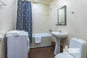 1-к квартира, посуточно, 55м2, 1/1 этаж