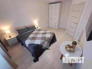 1-к квартира, посуточно, 42м2, 1/1 этаж