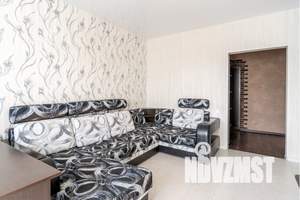 2-к квартира, посуточно, 62м2, 1/1 этаж