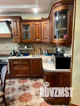 4-к квартира, посуточно, 130м2, 3/10 этаж
