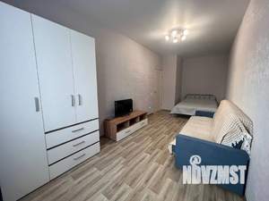 1-к квартира, посуточно, 38м2, 6/18 этаж