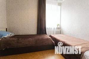 3-к квартира, посуточно, 60м2, 3/5 этаж