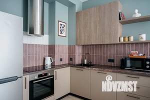 1-к квартира, посуточно, 42м2, 3/6 этаж