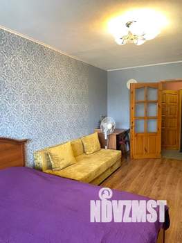 1-к квартира, посуточно, 42м2, 4/8 этаж