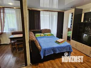 1-к квартира, посуточно, 32м2, 3/5 этаж