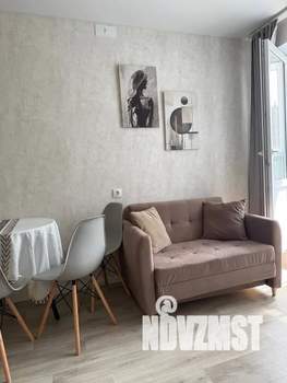 1-к квартира, посуточно, 38м2, 4/10 этаж