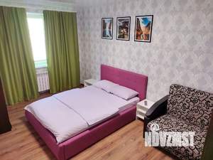 1-к квартира, посуточно, 38м2, 8/25 этаж