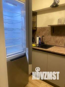 Студия квартира, посуточно, 38м2, 3/14 этаж