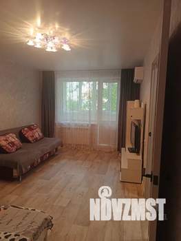 1-к квартира, посуточно, 32м2, 1/10 этаж