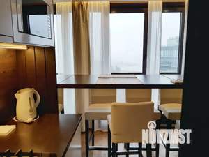 Студия квартира, посуточно, 40м2, 8/9 этаж