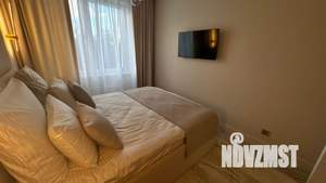1-к квартира, посуточно, 40м2, 4/25 этаж