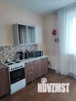 1-к квартира, посуточно, 40м2, 9/17 этаж