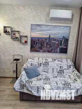 Студия квартира, посуточно, 27м2, 18/22 этаж