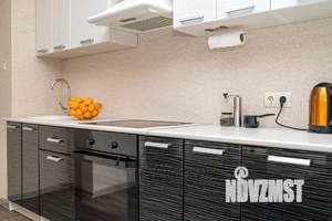 1-к квартира, посуточно, 38м2, 4/25 этаж