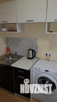 1-к квартира, посуточно, 16м2, 1/1 этаж