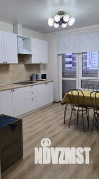 1-к квартира, посуточно, 42м2, 3/9 этаж