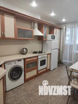 2-к квартира, посуточно, 70м2, 4/10 этаж