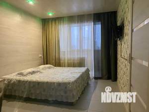 1-к квартира, посуточно, 43м2, 7/9 этаж