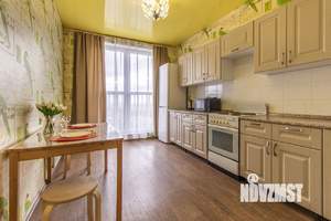 3-к квартира, посуточно, 80м2, 20/25 этаж