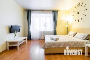 1-к квартира, посуточно, 38м2, 7/10 этаж