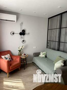 1-к квартира, посуточно, 38м2, 3/6 этаж