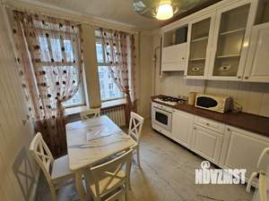 3-к квартира, на длительный срок, 90м2, 4/5 этаж