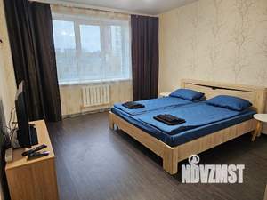 1-к квартира, посуточно, 42м2, 3/19 этаж