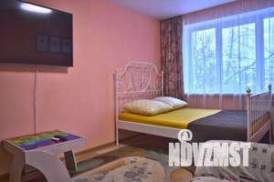 1-к квартира, посуточно, 34м2, 3/9 этаж