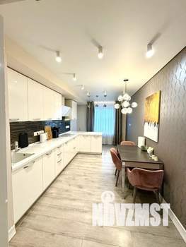 2-к квартира, посуточно, 65м2, 9/27 этаж