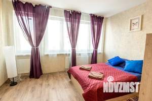 Студия квартира, посуточно, 28м2, 3/10 этаж