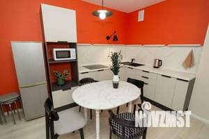 2-к квартира, посуточно, 66м2, 1/19 этаж
