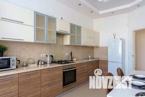 2-к квартира, посуточно, 73м2, 3/10 этаж