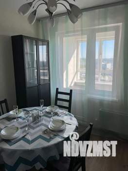 2-к квартира, посуточно, 62м2, 17/25 этаж