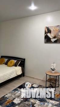 1-к квартира, посуточно, 40м2, 13/20 этаж