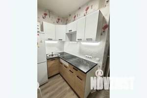 1-к квартира, посуточно, 40м2, 7/10 этаж