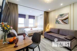 Студия квартира, посуточно, 35м2, 20/21 этаж